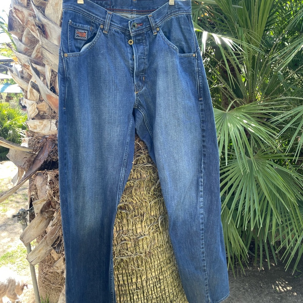 Men’s Volcom blue jeans. Size 31x32
